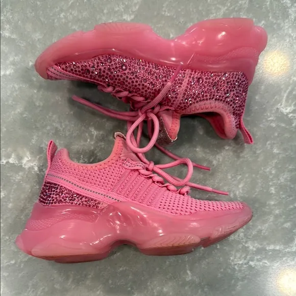 Steve Madden Neon Pink Rhinestone Sparkle Knit SM NY90 Sneakers EUC