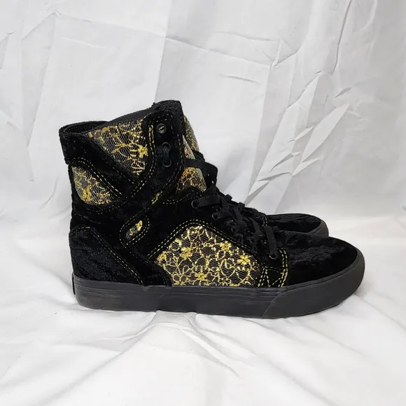 Supra x Disney Beauty &amp; the Beast Limited Edition Skytop Sneakers | Girls 4.5