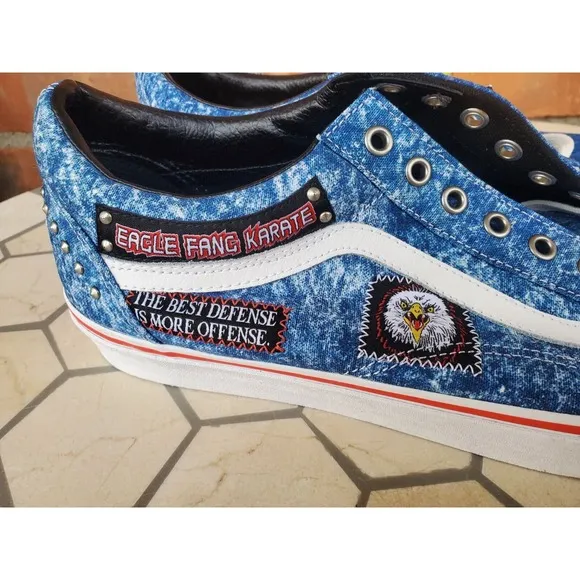 Sz 10 NEW Vans Cobra Kai Eagle Fang Old Skool Skate Shoes Mens Denim Blue