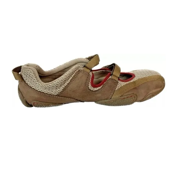 Teva Dristi Mary Jane Closed Toe Walking Sandal Brown