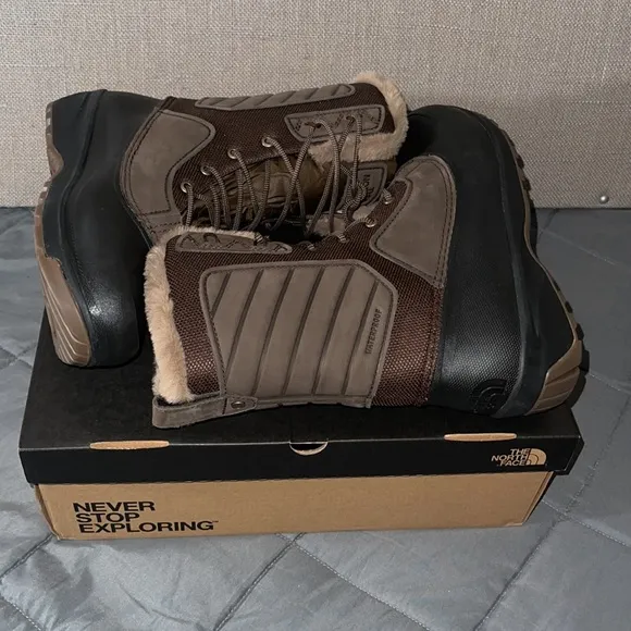 THE NORTH FACE Shellista IV Mid Waterproof Insulated Boot Leather Fur Trim Sz 11