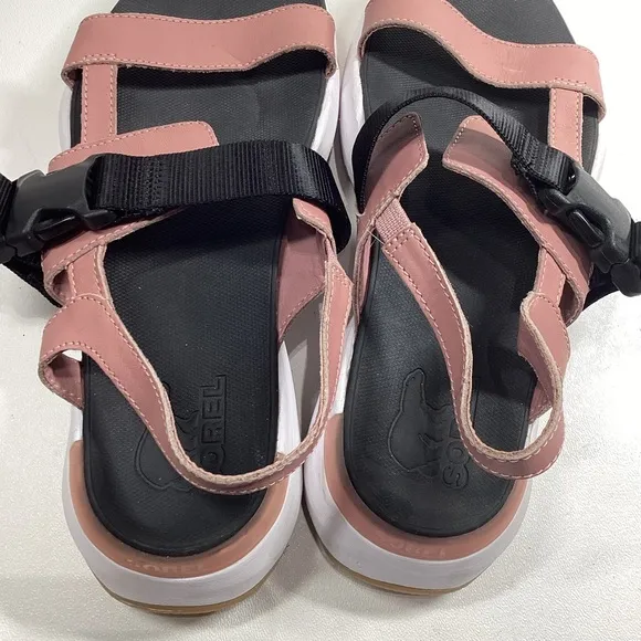 The sporty-chic SOREL® Kinetic™ Impact Sling sandals have the strappy leather up