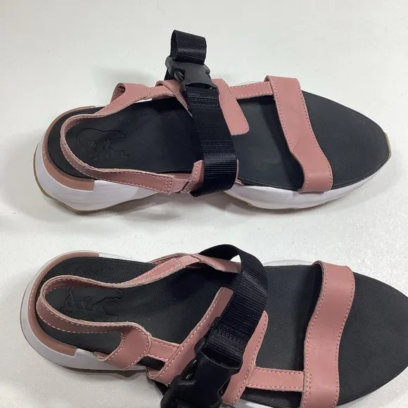 The sporty-chic SOREL® Kinetic™ Impact Sling sandals have the strappy leather up