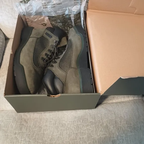 Timberland Men Boots, GUC