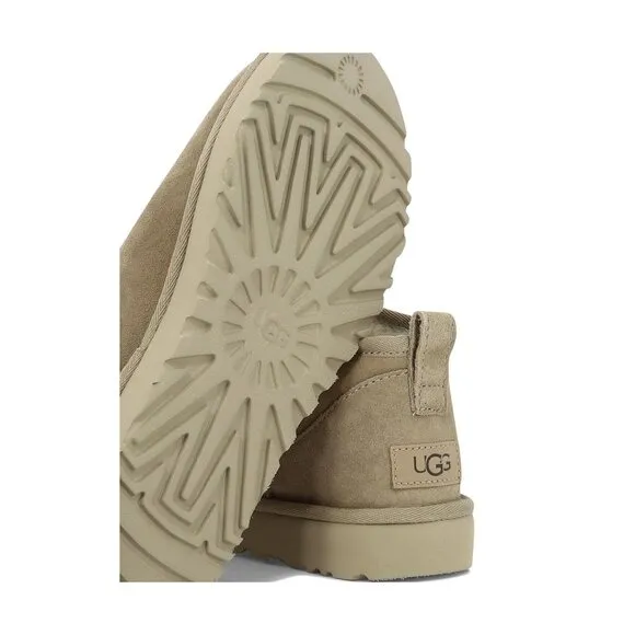 Ugg &quot;classic Ultra Mini&quot; Ankle Boots Size US 5