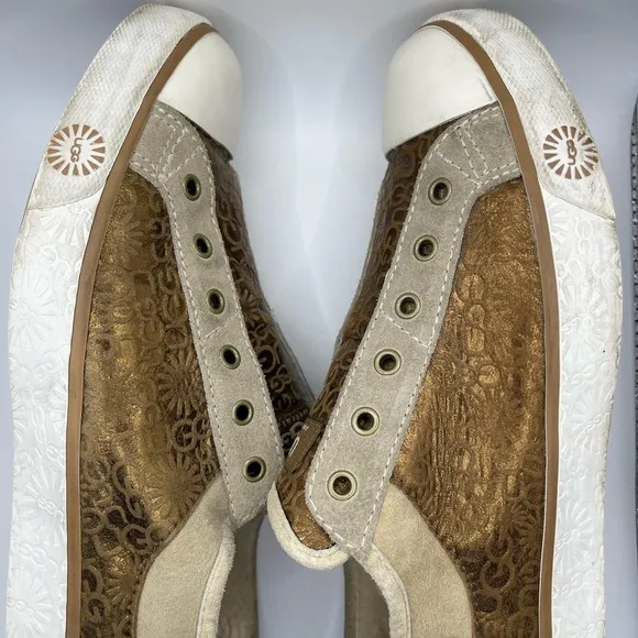 Ugg Australia Laela Leather Sheepskin Womens Gold Tan Slip On Low Top Boho 9