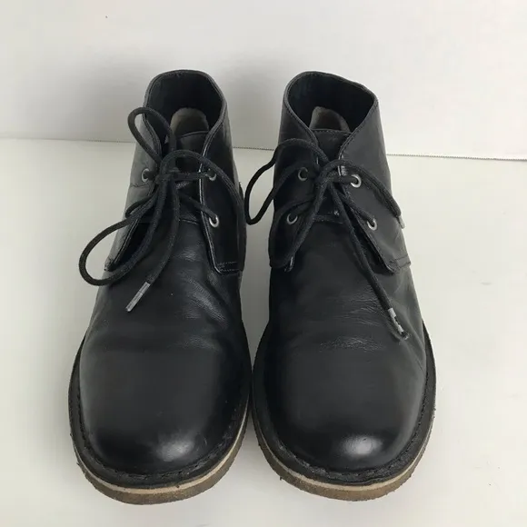 Ugg Black Leather Lace Up Chucka Ankle Boots Men Sz 10 Minimalist Neutral Office