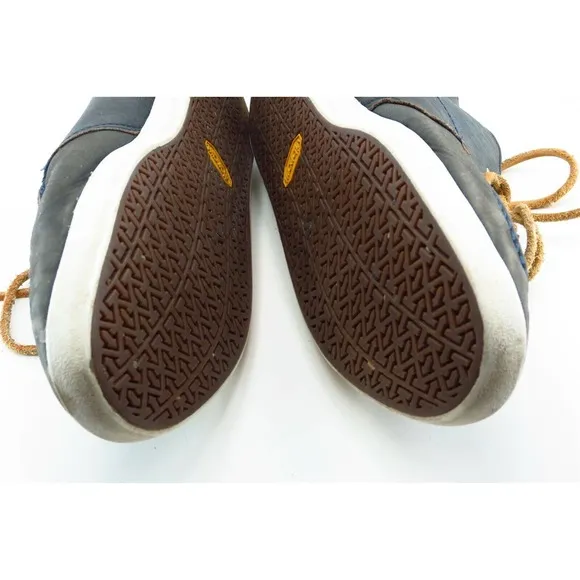UGG Boots Sz 9.5 M Gray‎ Round Toe Chukka Leather Men