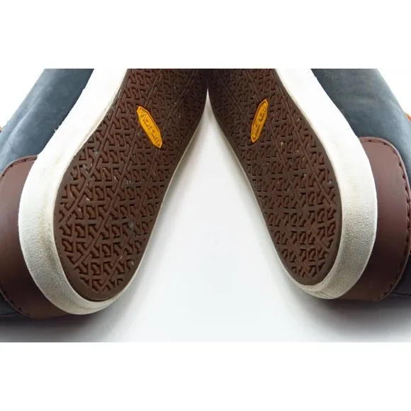 UGG Boots Sz 9.5 M Gray‎ Round Toe Chukka Leather Men