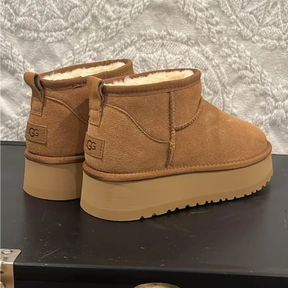UGG Classic mini boots