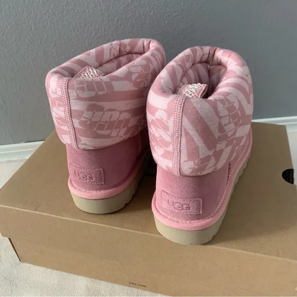 UGG CLASSIC MINI JERSEY STRIPE BOOT