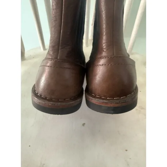 UGG Leather Chelsea 5633 Boots Men Size 10 Brushed Brown Pull On