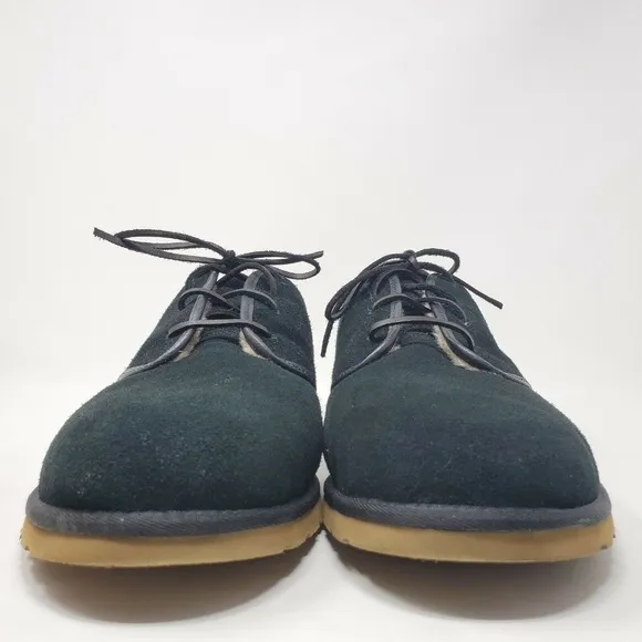 UGG MAKSIM SHEEPWOOL CHUKKA ANKLE BOOTS