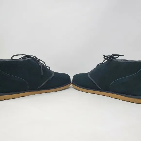 UGG MAKSIM SHEEPWOOL CHUKKA ANKLE BOOTS
