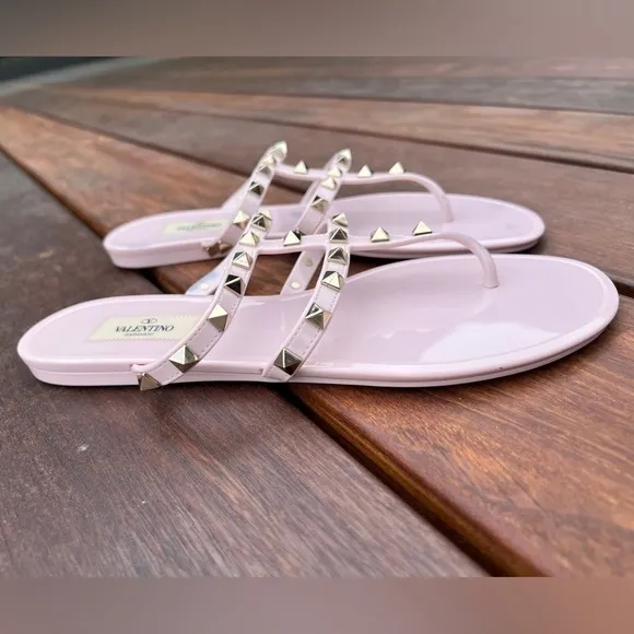 VALENTINO GARAVANI Rockstud Jelly Studded Caged Thong Sandals Pink Size 39