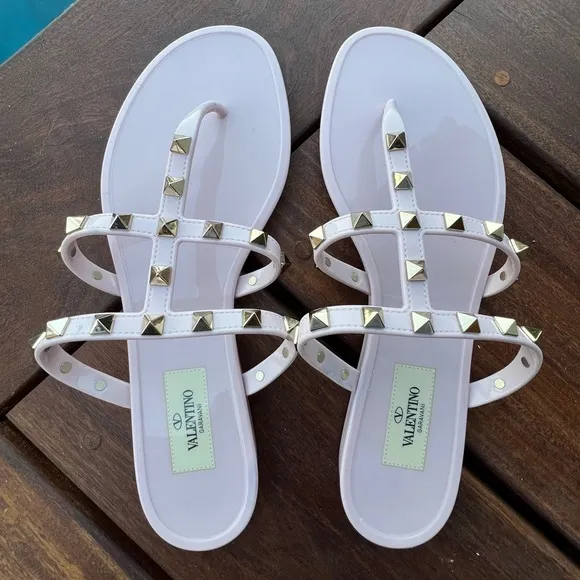 VALENTINO GARAVANI Rockstud Jelly Studded Caged Thong Sandals Pink Size 39