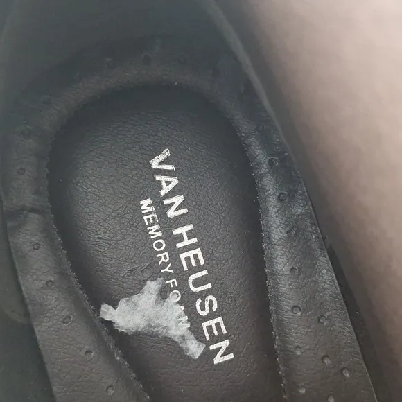 Van Heusen Men's Gibson Chukka Boots Men size 10.5 vegan leather