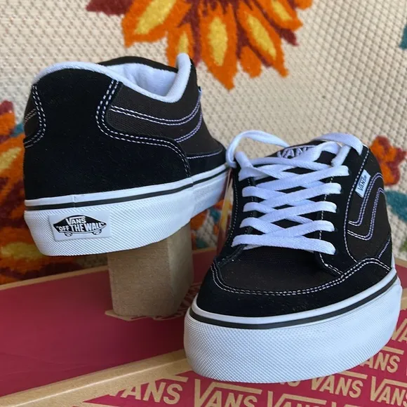 Vans Bearcat Canvas Black/White Men’s sneakers - skateboard  -athletic shoes