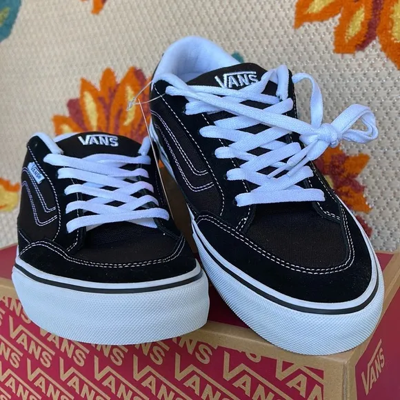 Vans Bearcat Canvas Black/White Men’s sneakers - skateboard  -athletic shoes