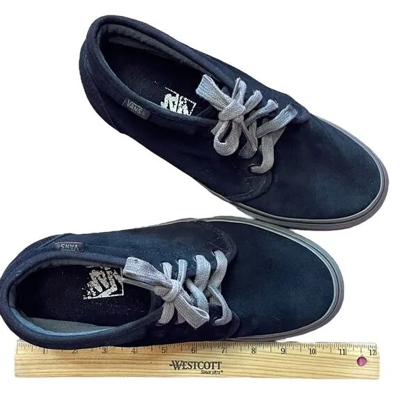 Vans Black Suede Chukka Pro Classic Skateboarding Shoes, size 8