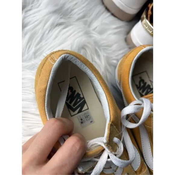 Vans Classic Old Skool Skateboard Sneaker Yellow Shoes Sz men 5.5  womens 7