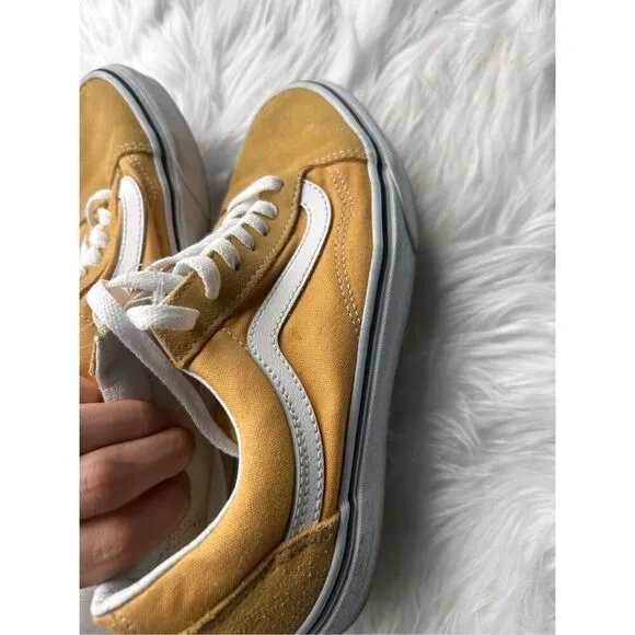 Vans Classic Old Skool Skateboard Sneaker Yellow Shoes Sz men 5.5  womens 7