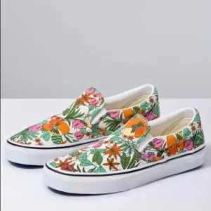 VANS CLASSIC-ON MULTI TROPIC SNEAKER SHOES NEW