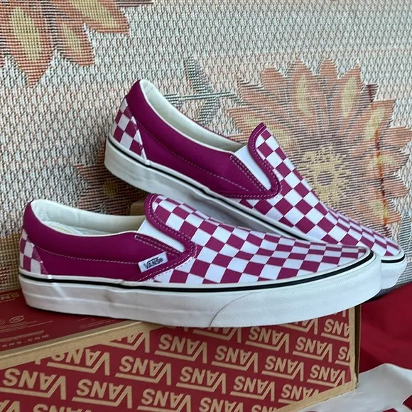 Vans Classic Slip-0n(Checkerboard) Fuchsia Re VN000XG8AZYMen’s Sneakers