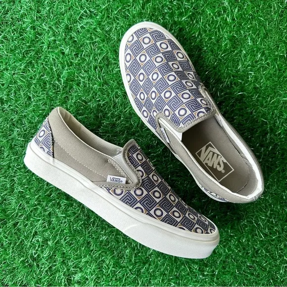 Vans Classic Slip On Geo Trek Olive