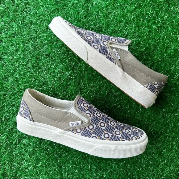 Vans Classic Slip On Geo Trek Olive