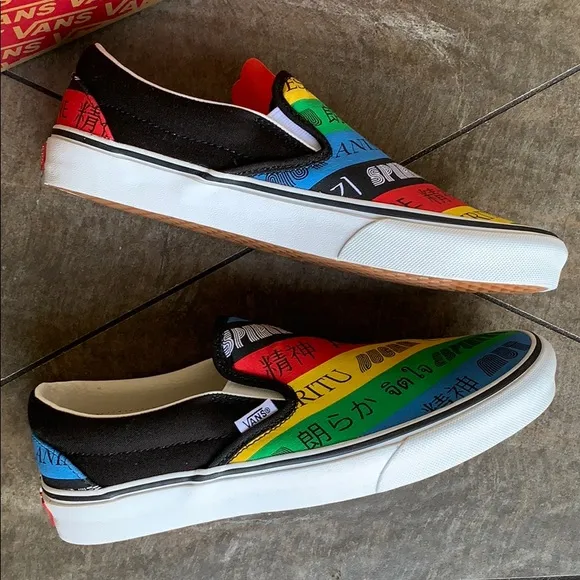 ••VANS CLASSIC SLIP-ON VANS SPIRIT MULTI/TRWHT Men