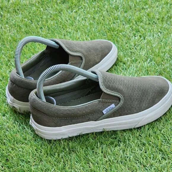 VANS CLASSIC - Women's Slip On - SIZE 6
