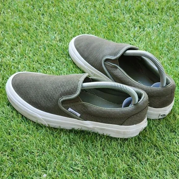 VANS CLASSIC - Women's Slip On - SIZE 6