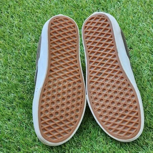 VANS CLASSIC - Women's Slip On - SIZE 6