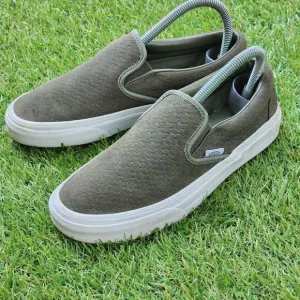 VANS CLASSIC - Women's Slip On - SIZE 6