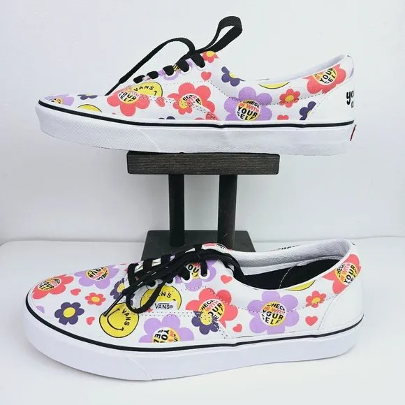 Van's Hey! You're Awesome! Flowers Smiley Check with Your Self, 751505, W12M10.5