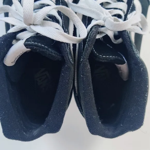 VANS Hi Top Suede Sneakers 10 Mens Black White Skateboard