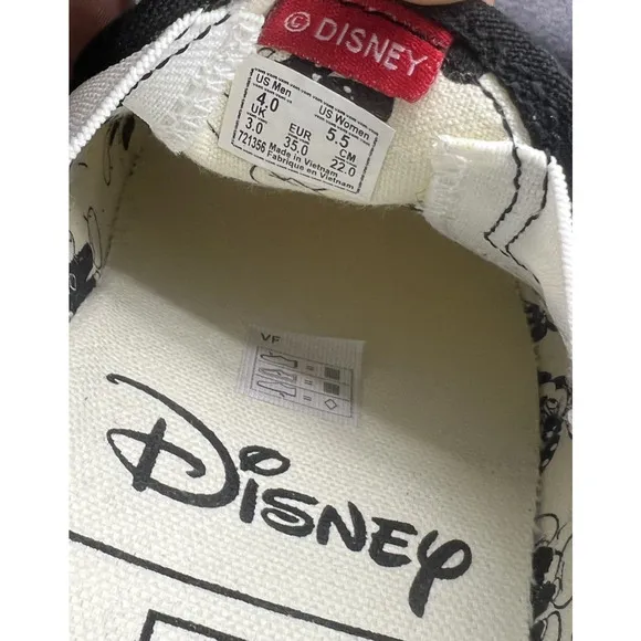 Vans KIDS SIZE 4 Disney Mickey &amp; Minnie Mouse Classic Slip-On Shoes