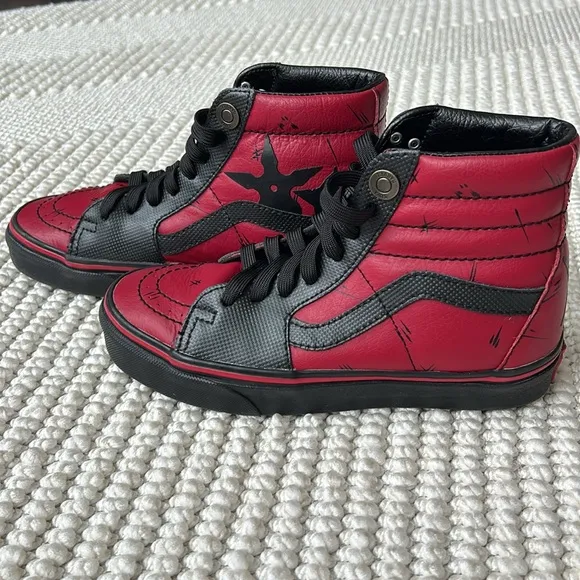 Vans limited edition Deadpool leather shoes