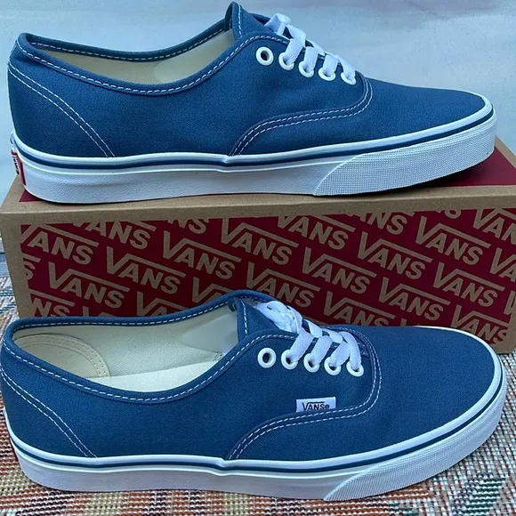 Vans Men’s Authentic NavyVN000EE3NVYSneakers