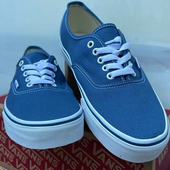 Vans Men’s Authentic NavyVN000EE3NVYSneakers