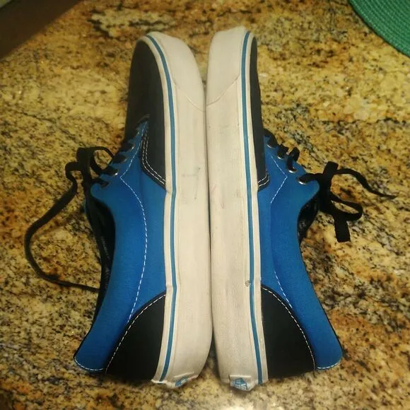 Vans Off the Wall 2 Tone Mens 10.5 Women's 12 Blue Black Skateboard Shoes TB4R