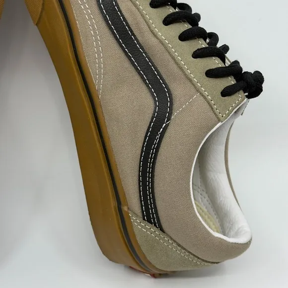 Vans Old Skool Low Skateboard Sneakers Mens 9 Brown Black Gum Lace Up Shoes