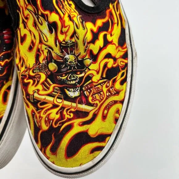 VANS Samurai Rising Classic Slip-On Canvas Skate Shoes Flames Black mens size 10