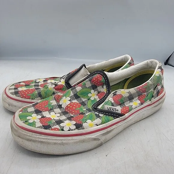 Vans Strawberry Gingham Girls 2.5 Classic Slip On Shoes Walking School Casual
