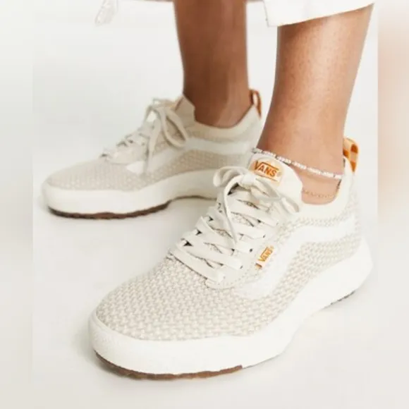 Vans UltraRange VR3 Vintage White Skateboard Beige Knit Sneakers Women's 7