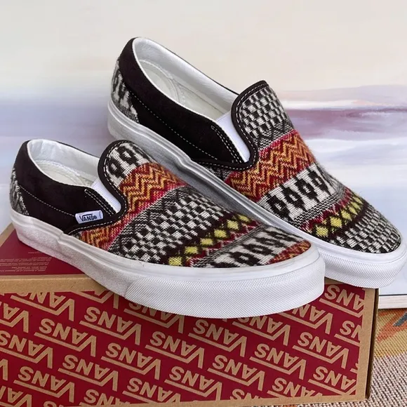 Vans WMNS Classic Slip-0nFair Isle Brown/MultiVN0A5JMHBF0Sneakers