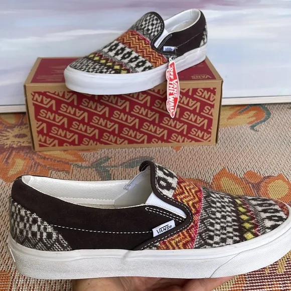 Vans WMNS Classic Slip-0nFair Isle Brown/MultiVN0A5JMHBF0Sneakers