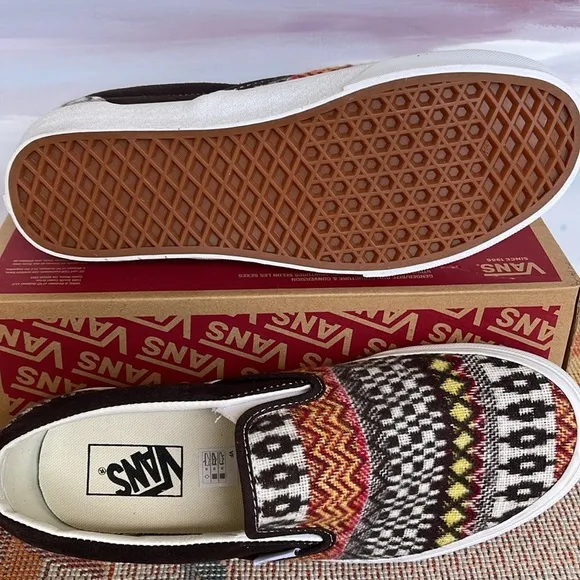 Vans WMNS Classic Slip-0nFair Isle Brown/MultiVN0A5JMHBF0Sneakers