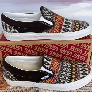 Vans WMNS Classic Slip-0nFair Isle Brown/MultiVN0A5JMHBF0Sneakers